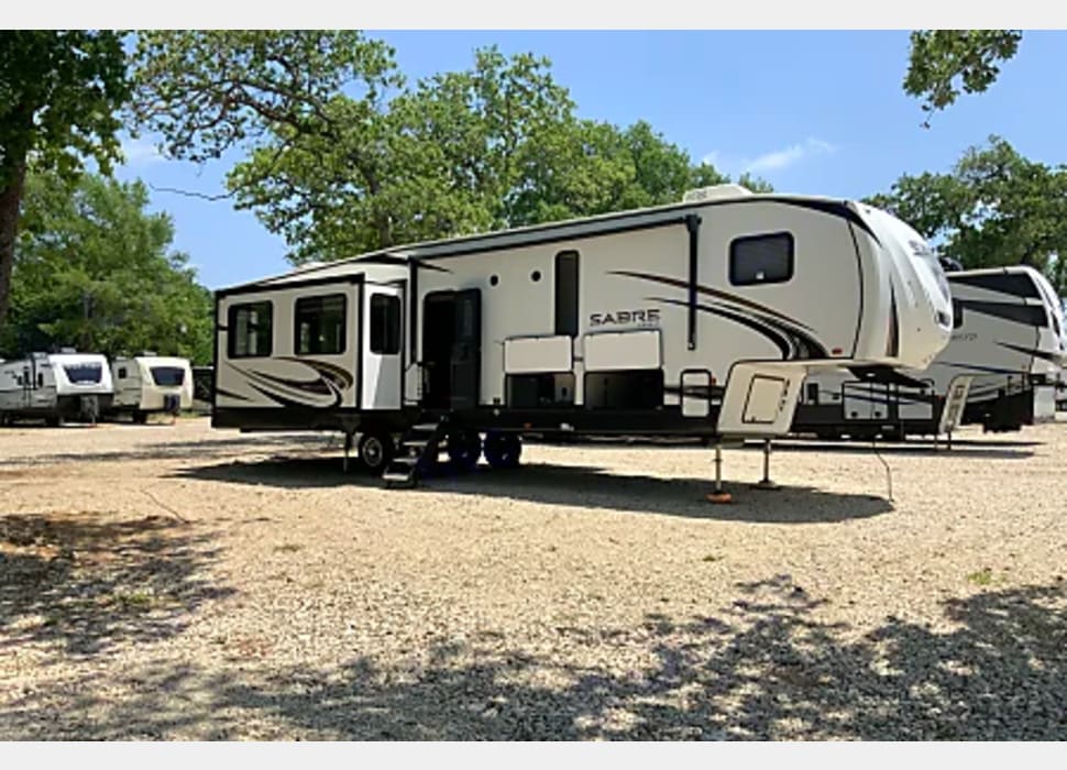 Fifth Wheel rentals in Austin