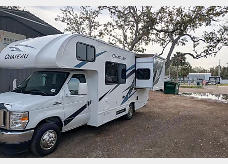 Class C Motor Home rentals in Clearwater