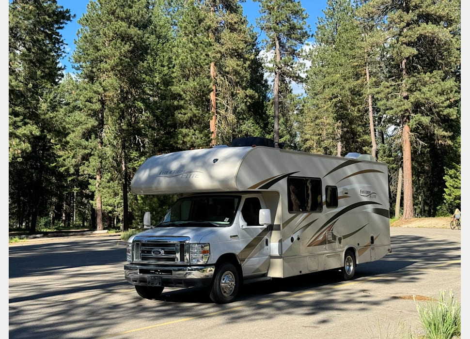 Class C Motor Home rentals in Shelley