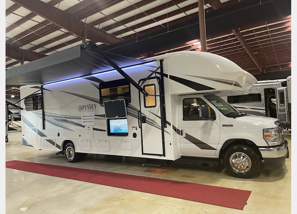 Class C Motor Home rentals in Palm Beach Gardens