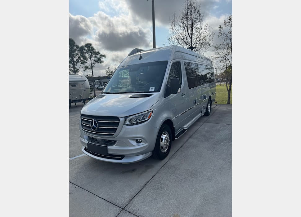 Class B Camping Van rentals in Clermont