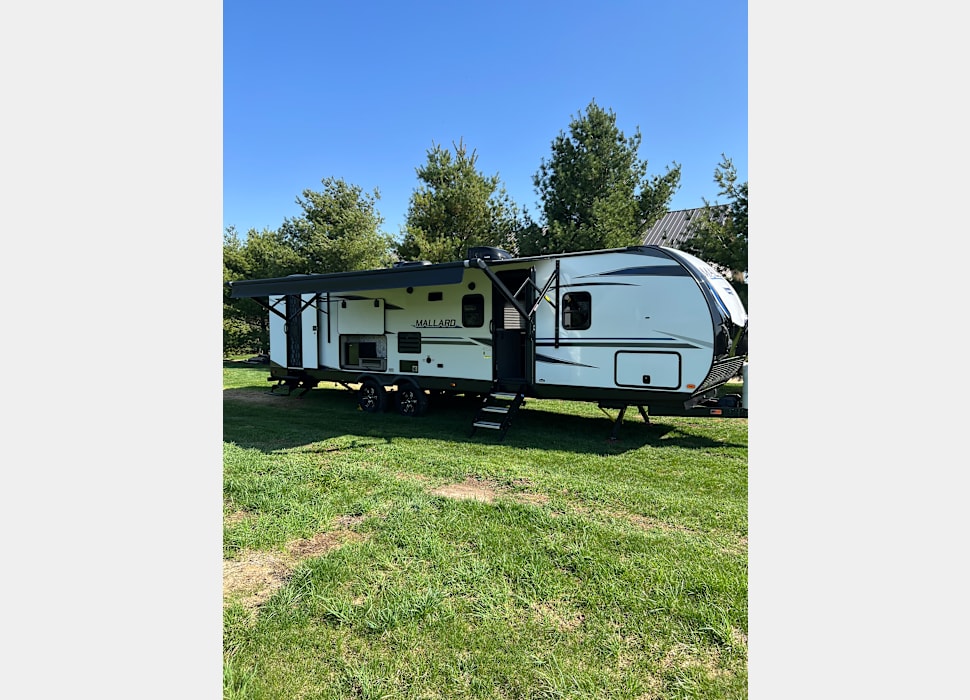 Travel Trailer rentals in Baraboo