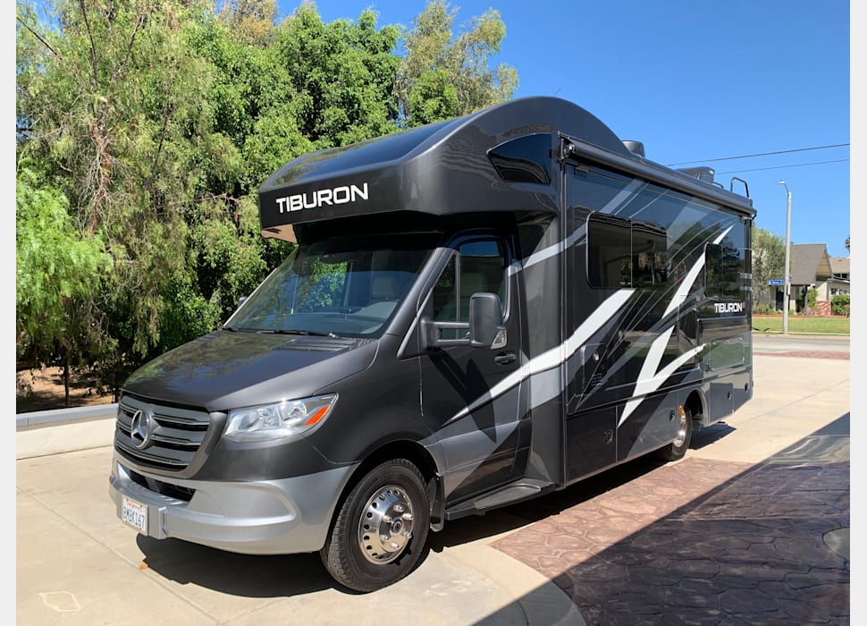 Class C Motor Home rentals in Los Angeles