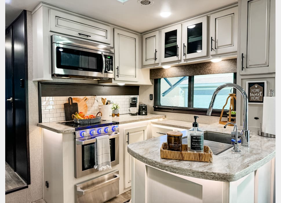 Fifth Wheel rentals in San Diego