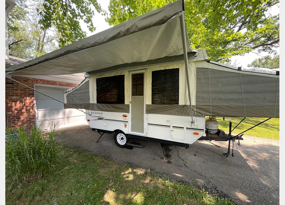 Pop-up Camper rentals in Cincinnati