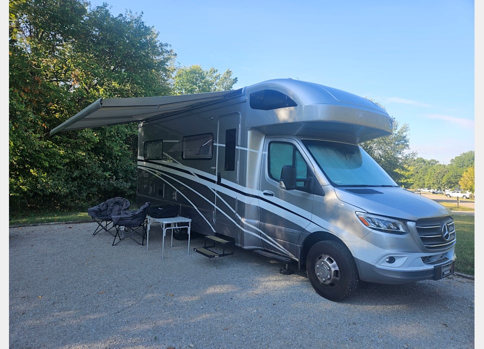 Class C Motor Home rentals in Louisville