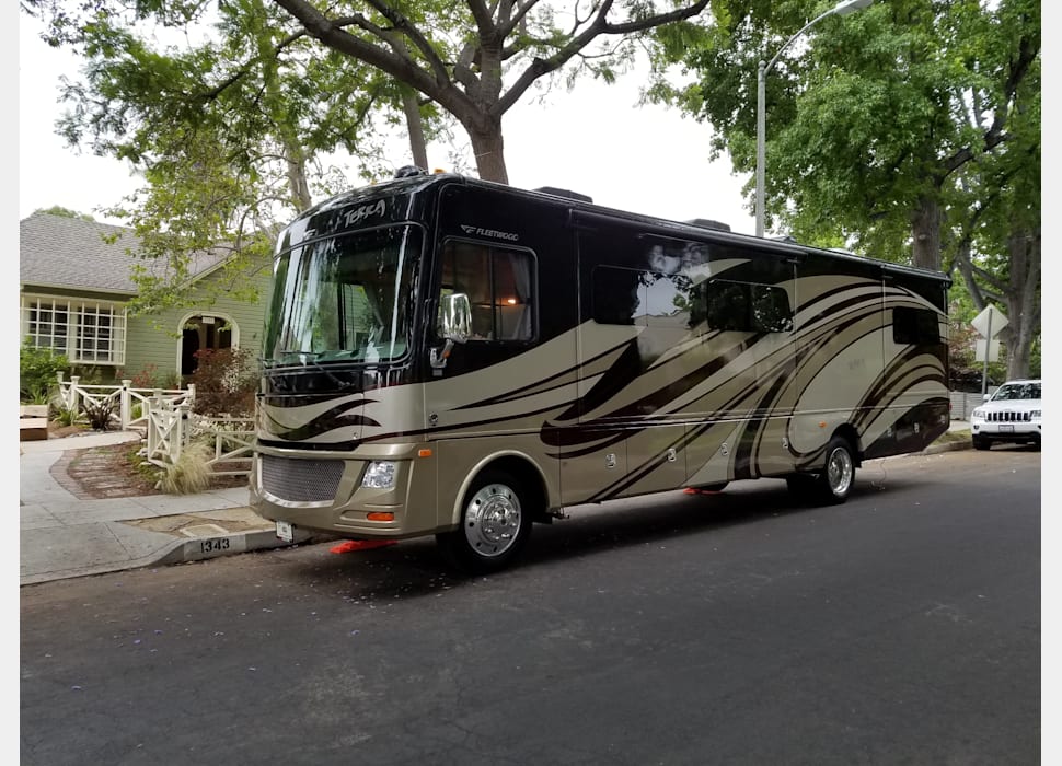 Class A Motor Home rentals in Simi Valley