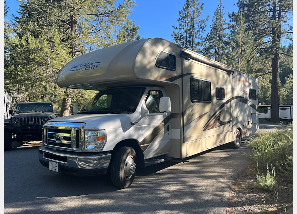 Class C Motor Home rentals in Reno