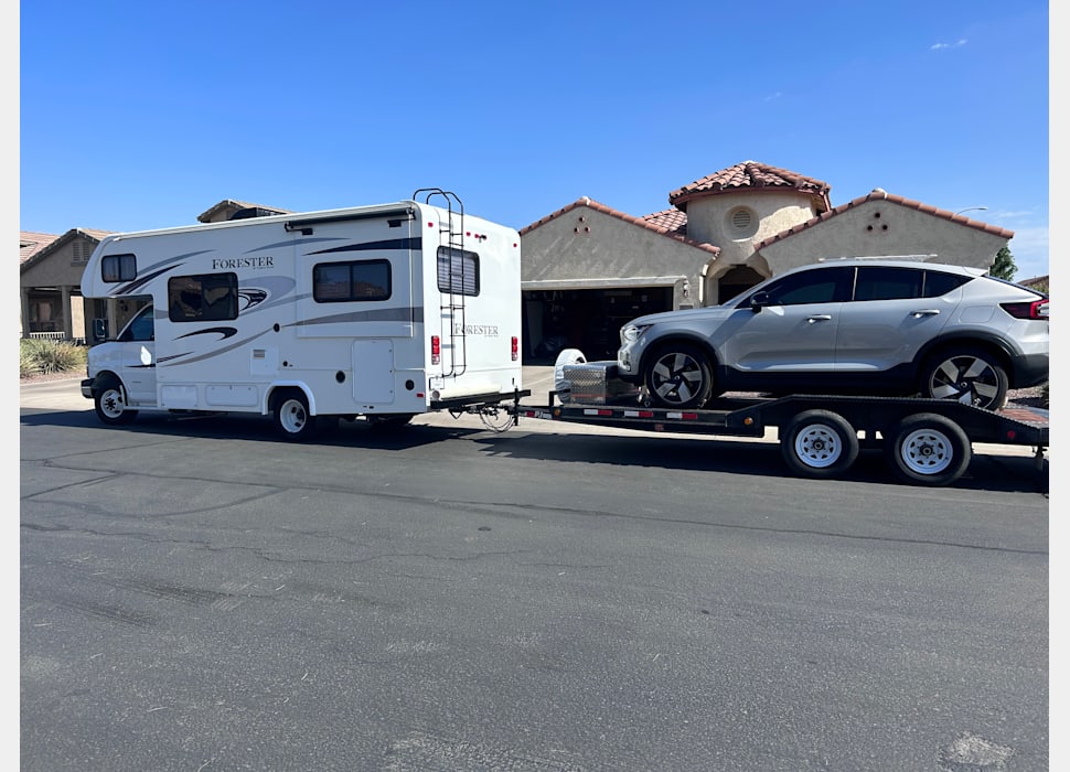 Class C Motor Home rentals in Tualatin
