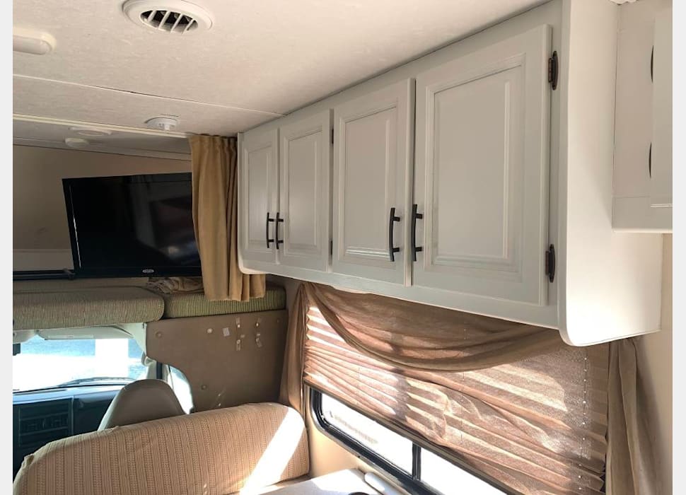 Class C Motor Home rentals in Chantilly
