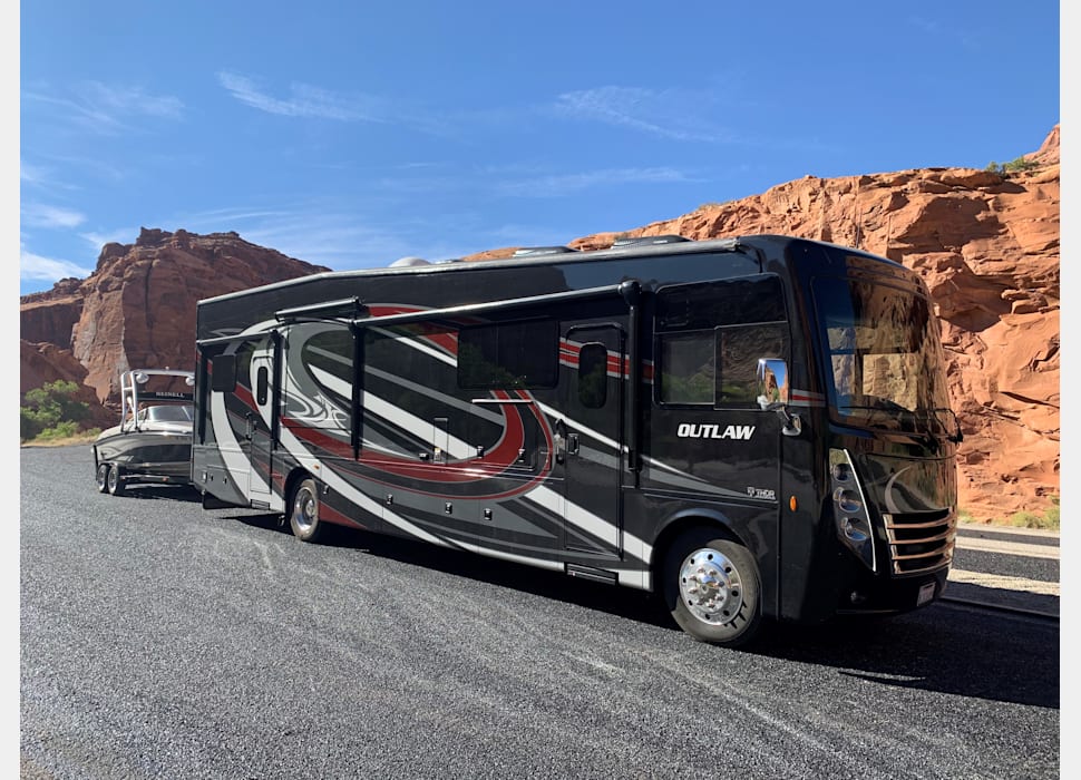 Class A Motor Home rentals in Grass Valley