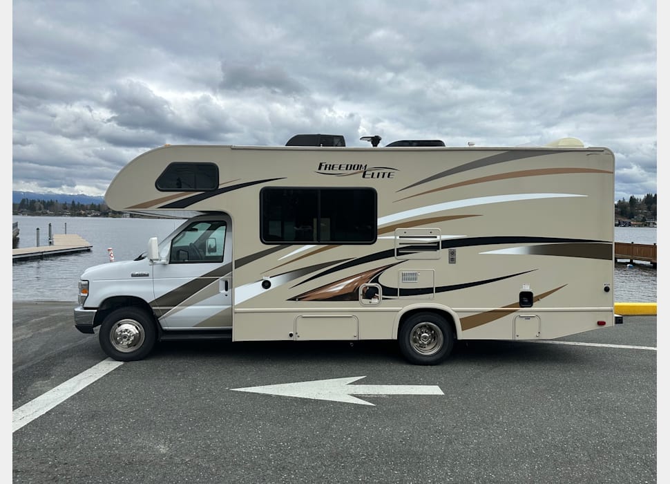 Class C Motor Home rentals in BRIER