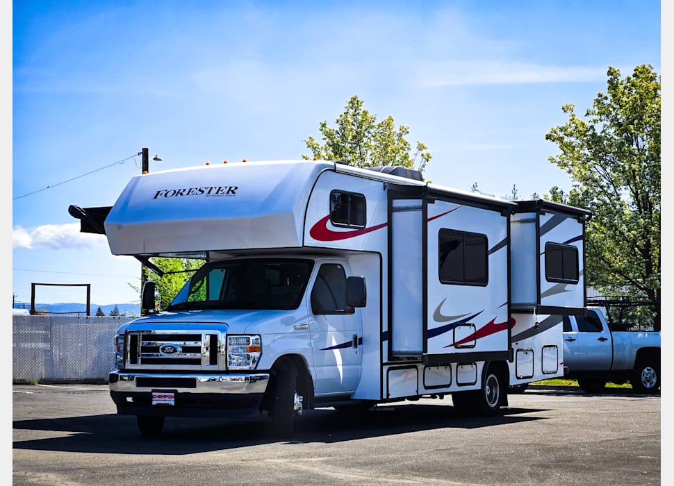 Class C Motor Home rentals in Belgrade