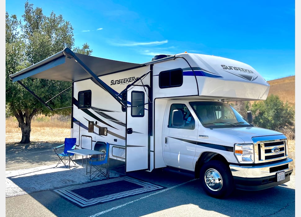 Class C Motor Home rentals in Rancho Cucamonga