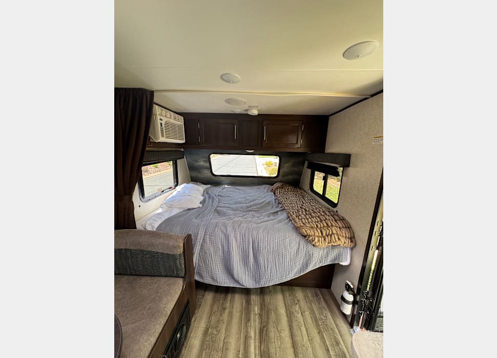 Travel Trailer rentals in New Harmony