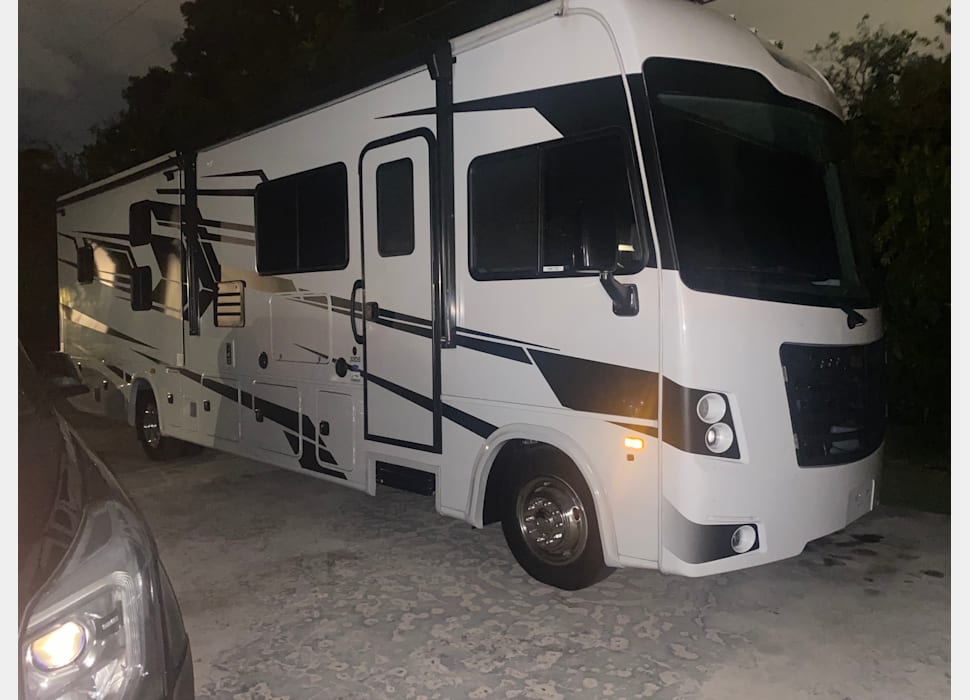 Class A Motor Home rentals in Miami