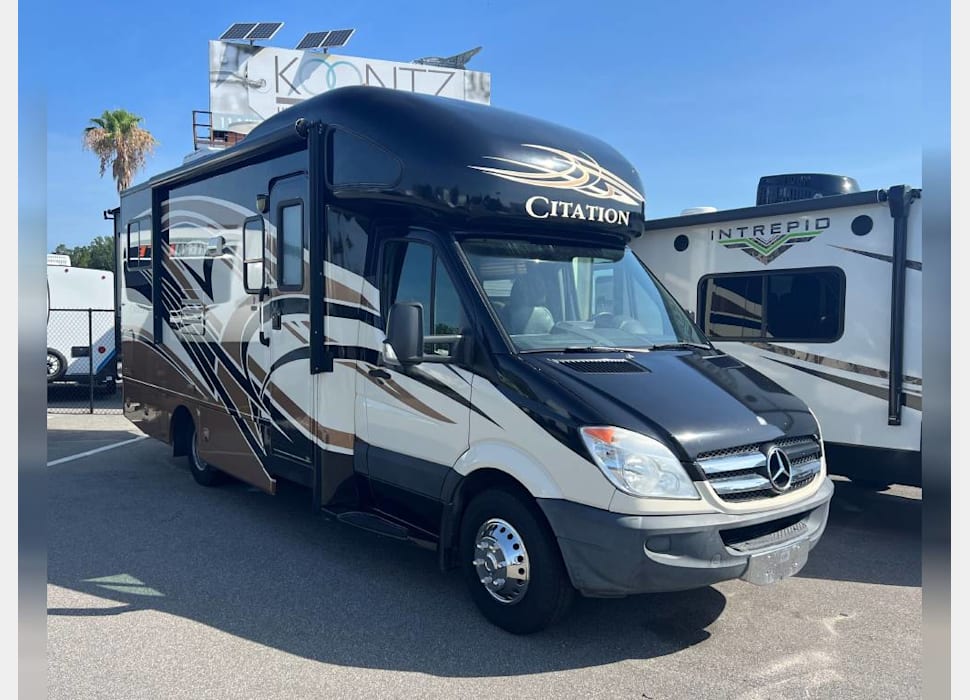 Class C Motor Home rentals in Oklahoma City