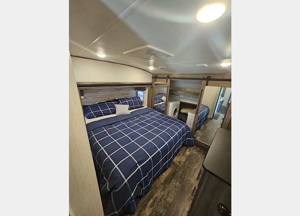 Fifth Wheel rentals in Pomfret