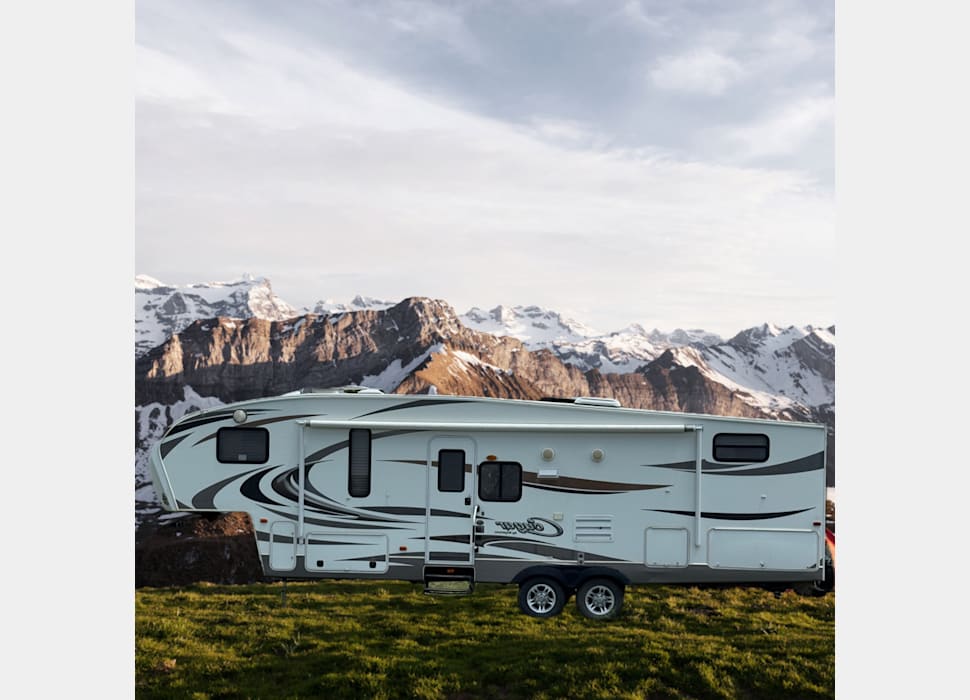 Fifth Wheel rentals in Warren Air Force Base