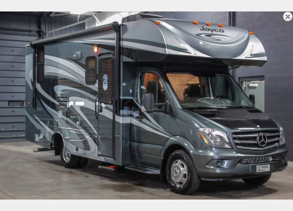 Mercedes Benz Rv >> 2017 Mercedes Benz Melbourne 24l Turbo Diesel 19 Mpg Rv 3 Rv Rental Mercedes Benz Rv >> 2017 Mercedes Benz Melbourne 24l Turbo Diesel 19 Mpg Rv 3 Rv Rental